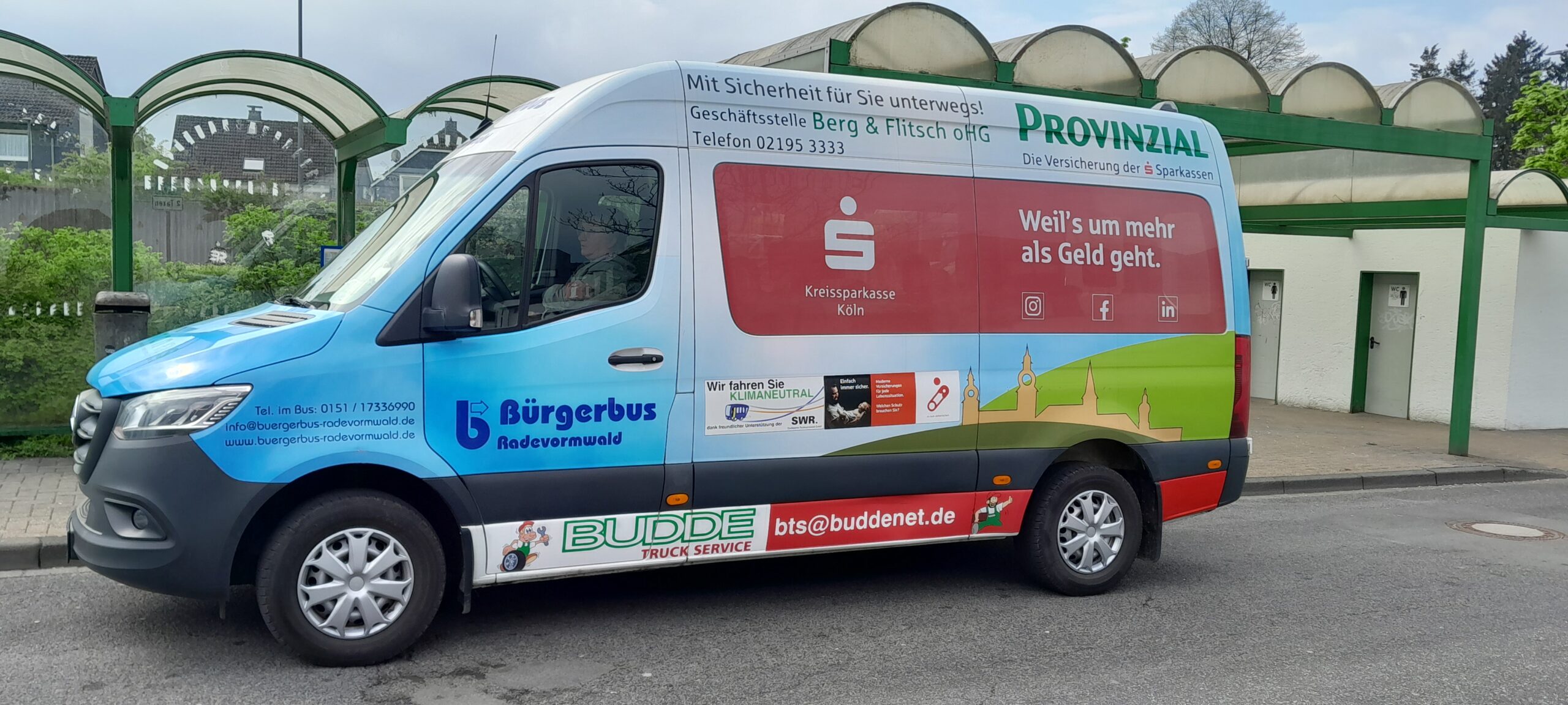 2025-04-22 Bus linke Seite
